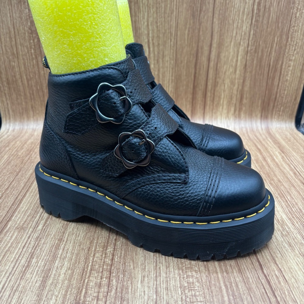 Dr. Martens Devon Flower Boots Black Womens Size 7 Milled Nappa Leather Platform